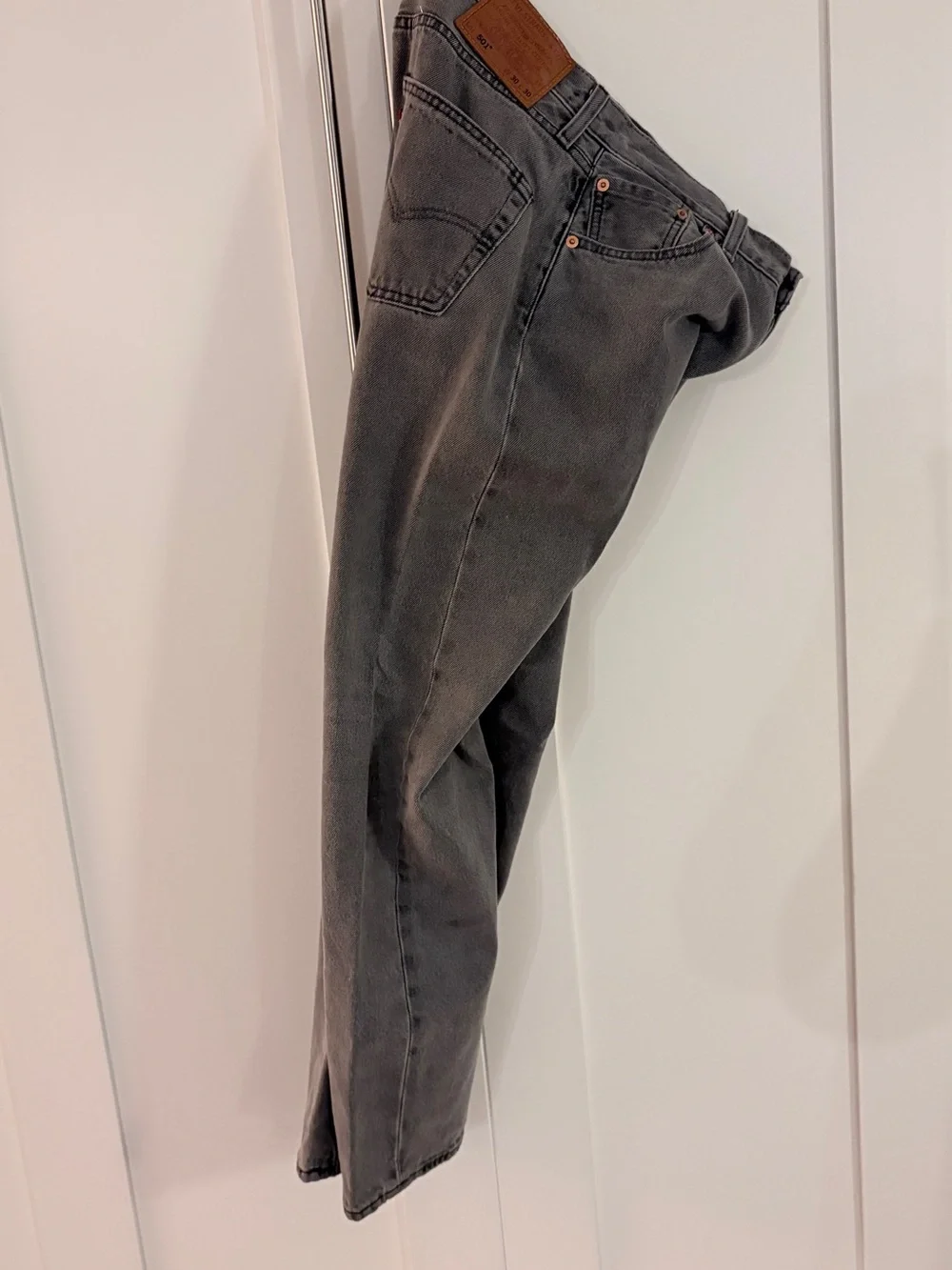 Levi's 501® Men's Straight Jeans in Light Gray